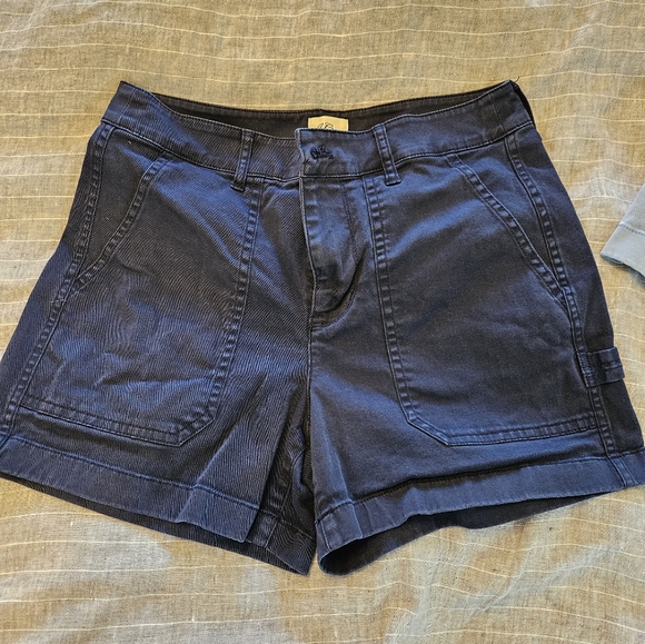 Not Available - Picture 6 of 7